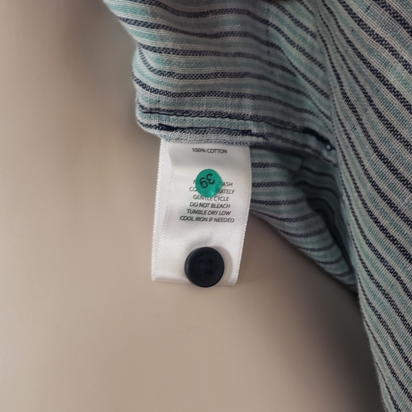 BeachLunchLounge Plaid long sleeve top - Picture 3 of 3